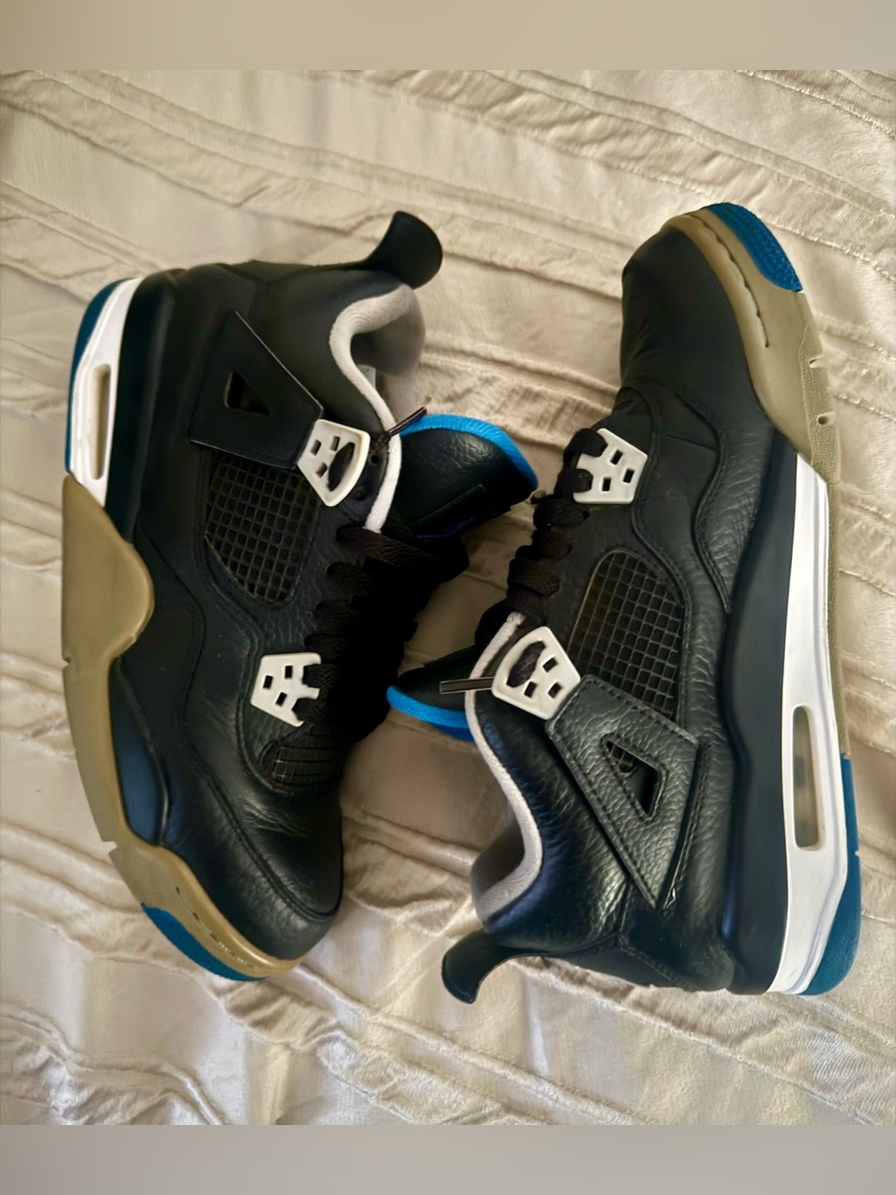 Jordan 4 Retro Motorsports Alternate